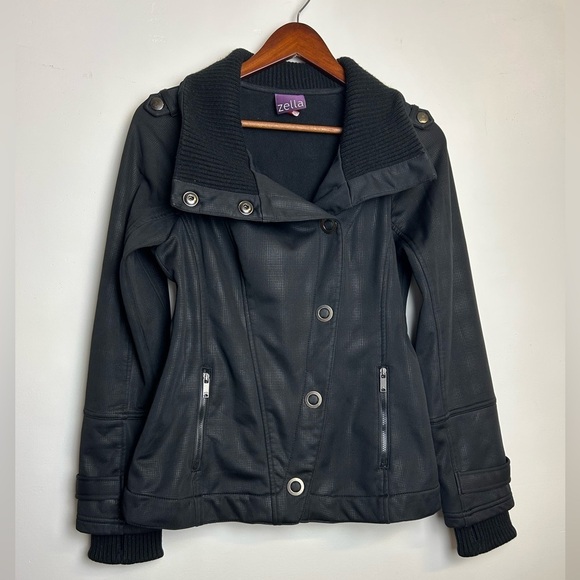 Zella Jacket Women’s Sz S Black Outdoor Fleece Hiking versatile comfort button - Picture 1 of 14